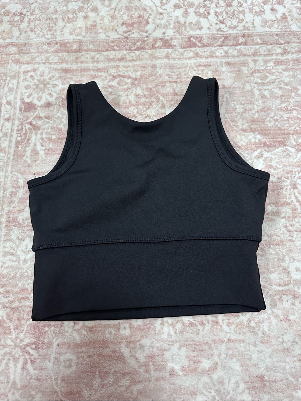 NWOT 🖤 Cropped Workout Top - Picture 4 of 6